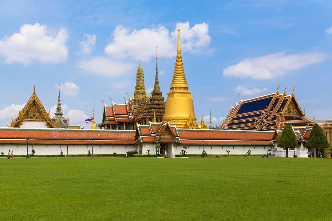 วัดพระศรีรัตนศาสดาราม