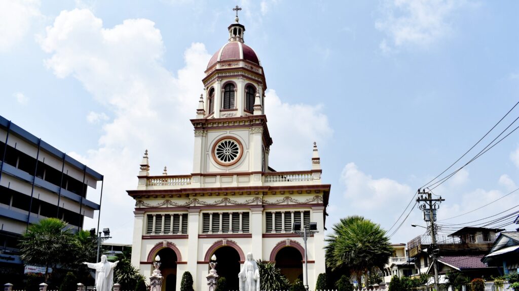 วัดซางตาครู้ส Kudeejeen