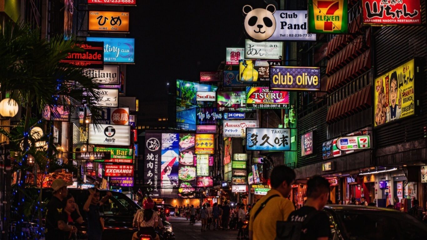 Silom _ Sathorn_ Best for First Timers Who Want Style and Access