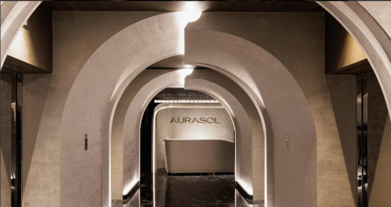 AURASOL Signature Thai Massage at Sathorn Bangkok