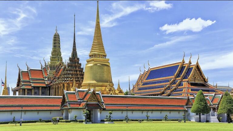 Bangkok Temple Tour