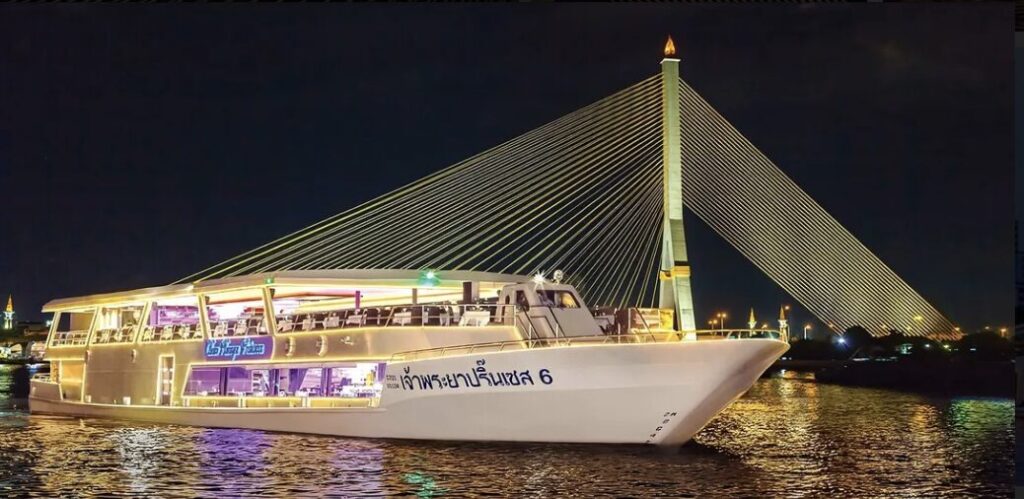 Chao Phraya Princess Dinner Cruise in Bangkok