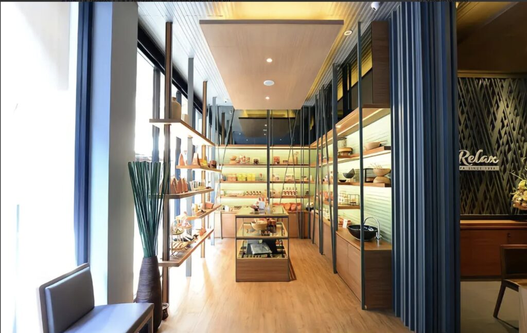 Let’s Relax Spa at Phayathai in Bangkok
