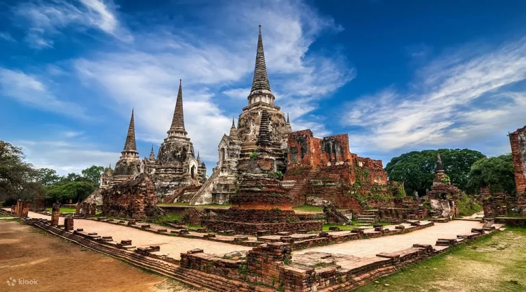 Bangkok and Ayutthaya Car Rental with Driver