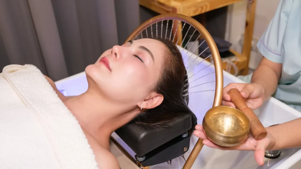 Sabaikay Head Massage Sleep Salon Hair Wash in Bangkok (PRATUNAM)
